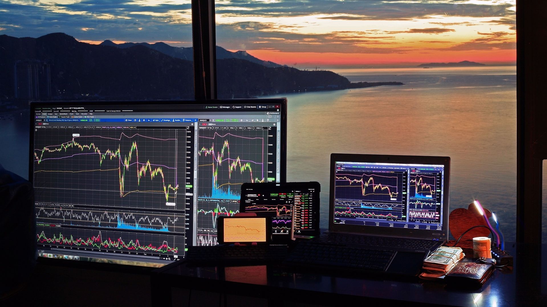 Bitcoin investors yanked $635 million from spot ETFs in a day. Here’s what it means for price